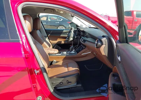 2021 Alfa Romeo Stelvio Rwd из США, поврежденный, VIN ZASPAJAN7M7D11957